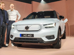 2020Recharge P8 AWD w^