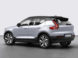 2020Recharge P8 AWD w^