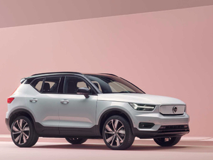 2020Recharge P8 AWD w^