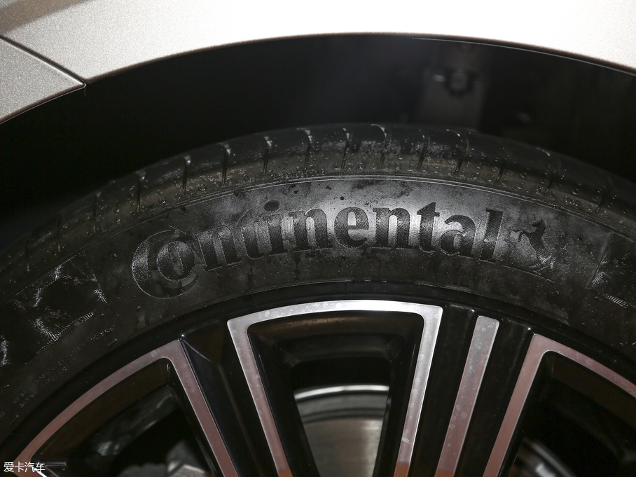 2020֠V60 T5 h(yun)A