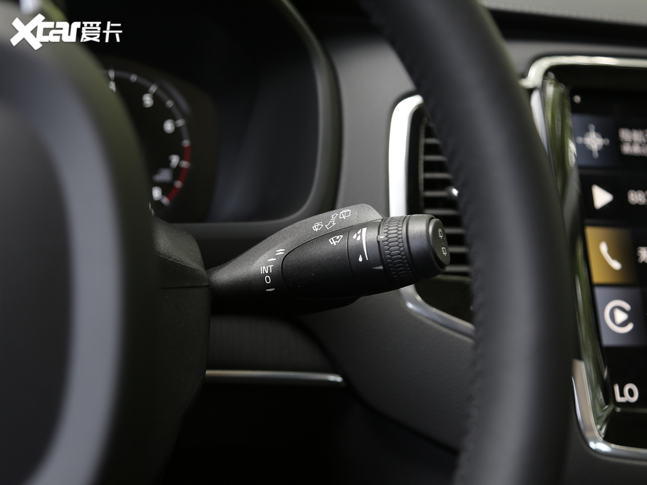 2020���֠���XC90 T6 ������A�� 7��