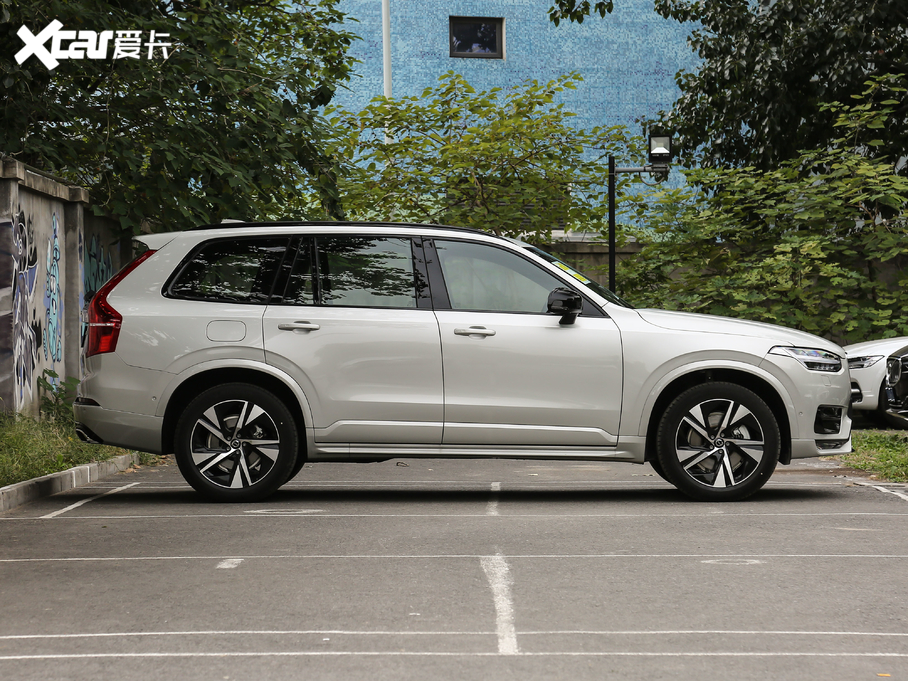 2020ֶXC90 T6 ˶ 7