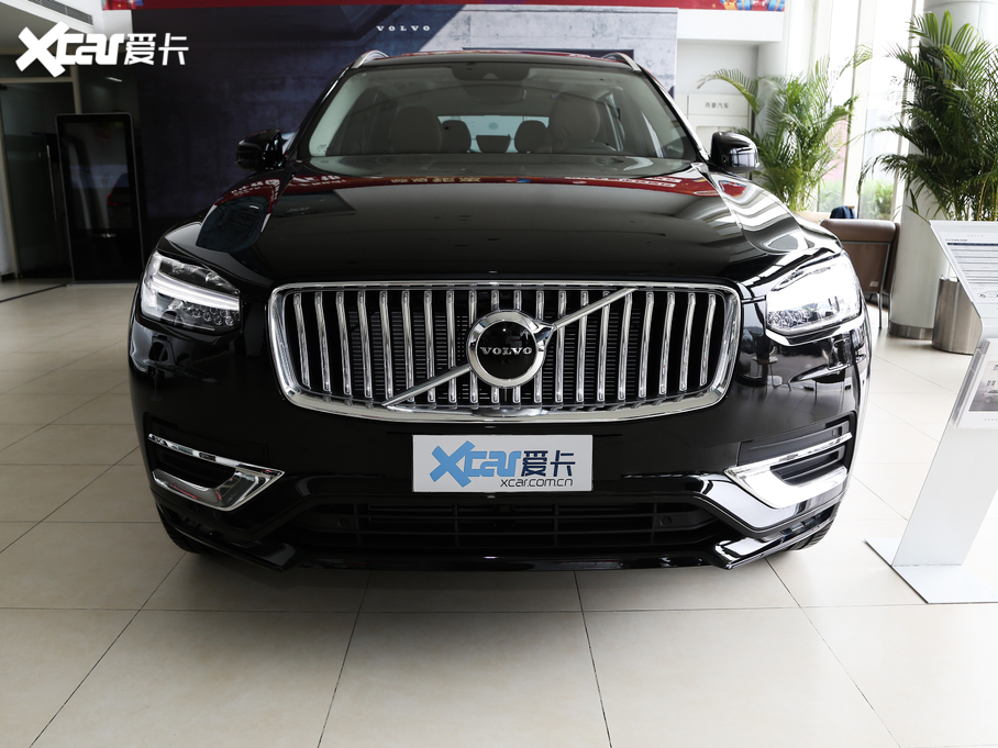 2020���֠���XC90 �Ŀ� T6 ���ݺ��A�� 7��