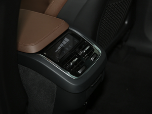 2020Ŀ T6 ݺA 7 п؅^