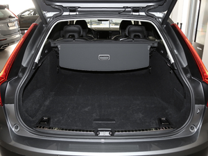 2020款T5 AWD 智远版 行李厢空间