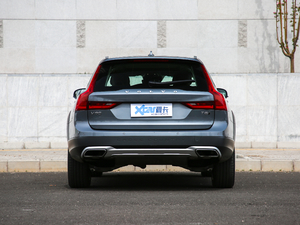 2020款T5 AWD 智尊版 正后	