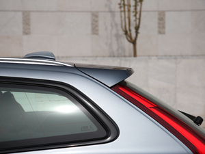 2020T5 AWD  (x)(ji)^