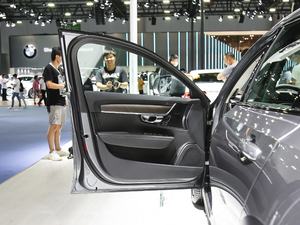 2020Ŀ T5 AWD h {λ܇T