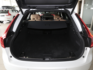 2020款改款 T5 AWD 智远版 行李厢空间