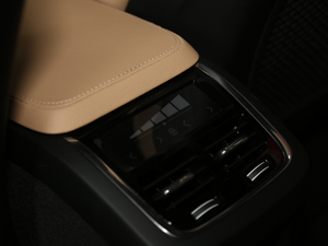 2020Ŀ T5 AWD h п؅^