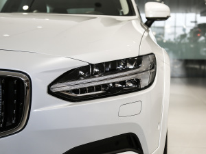 2020款改款 T5 AWD 智尊版 大灯