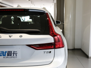 2020款改款 T5 AWD 智尊版 尾灯