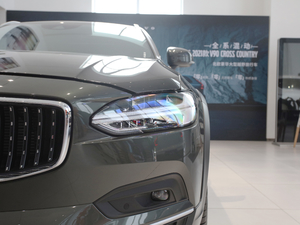2021款B5 AWD 智远版 大灯