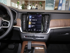 2021款B5 AWD 智远版 中控台