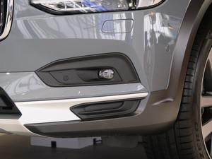 2021B5 AWD  (x)(ji)^