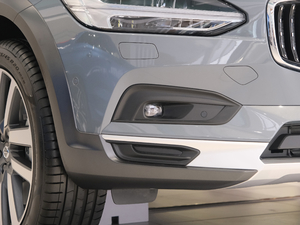 2021B5 AWD  (x)(ji)^