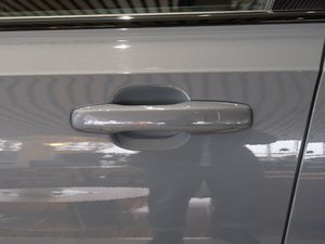 2021B5 AWD  (x)(ji)^