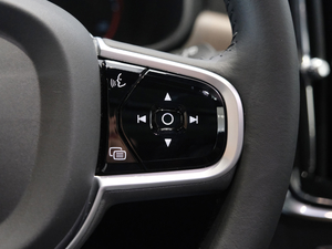 2021B5 AWD  п؅^(q)