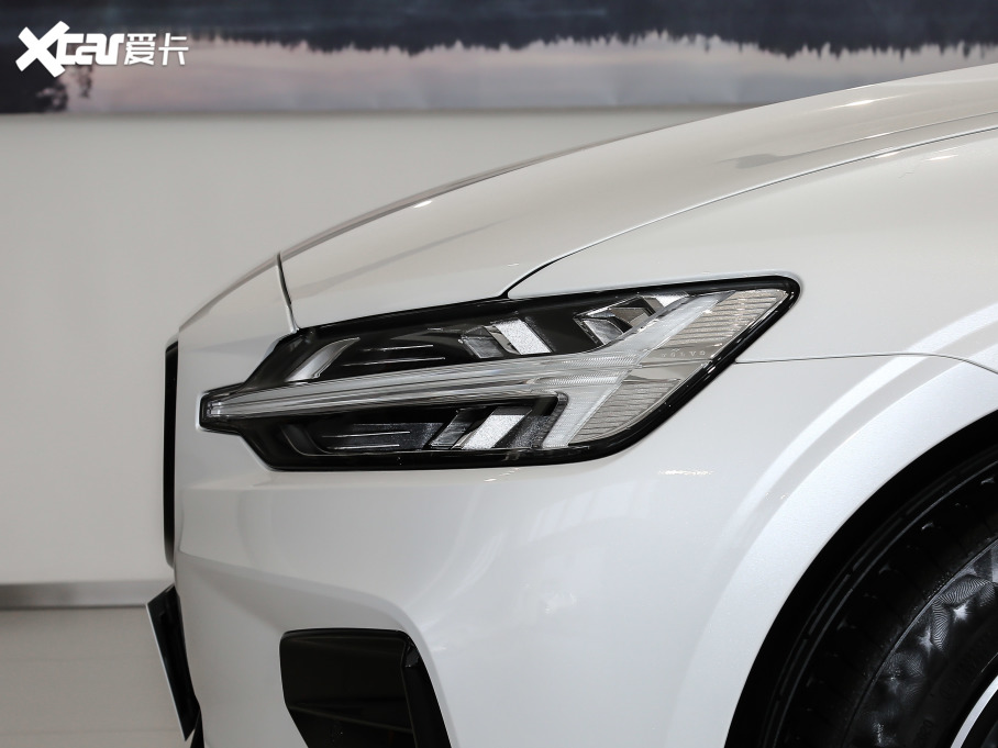 2021֠V60 B5 h(yun)\(yn)(dng)