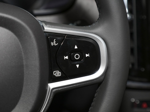 2022B5 AWD h(yun) п؅^(q)