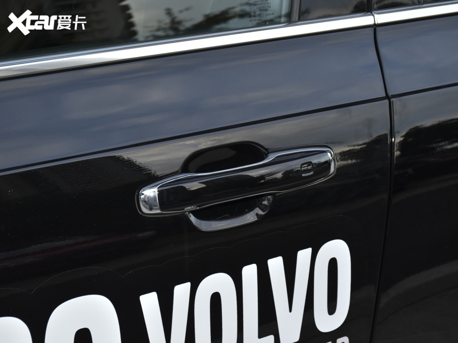 2022֠XC90 B6 źA 7