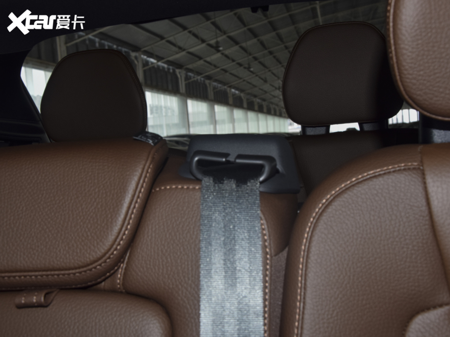 2022���֠���XC90 B6 ���ݺ��A�� 7��