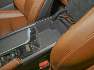 2022Ŀ E(q) T8 A 7 g