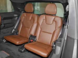 2022Ŀ E(q) T8 A 7 g