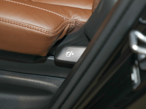 2022Ŀ E(q) T8 A 7 g