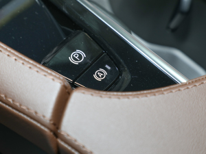 2022Ŀ E T8 A 7 п؅^