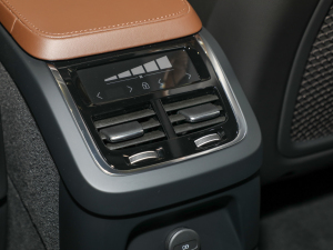 2022Ŀ E T8 A 7 п؅^