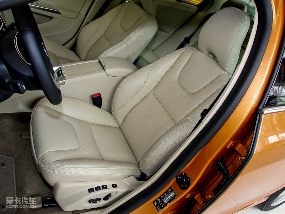 2011֠S60(M) 2.0T Ű