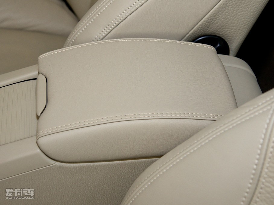 2011֠S60(M) 2.0T Ű