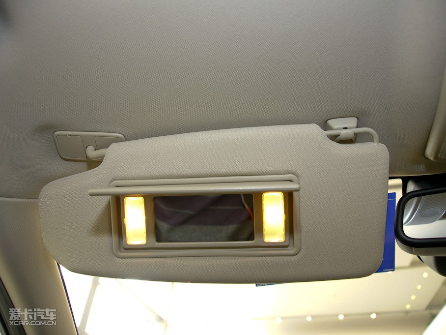 2011֠S60(M(jn)) 2.0T (q)Ű