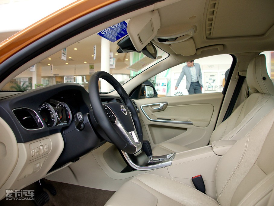 2011֠S60(M) 2.0T (q)Ű