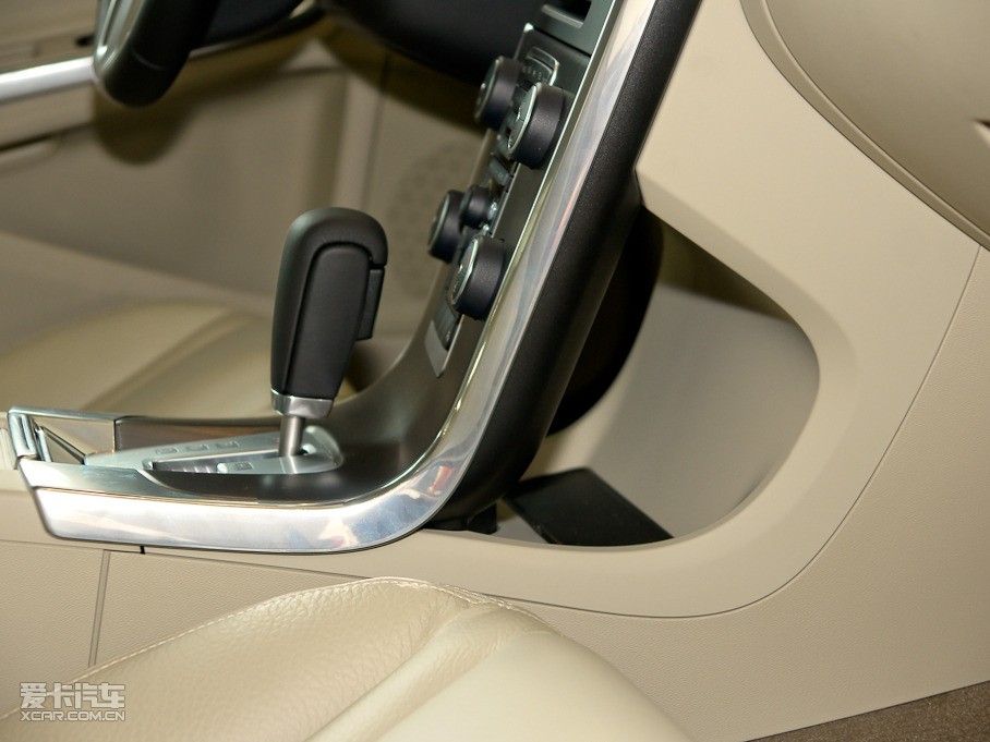 2011֠S60(M(jn)) 2.0T (q)Ű