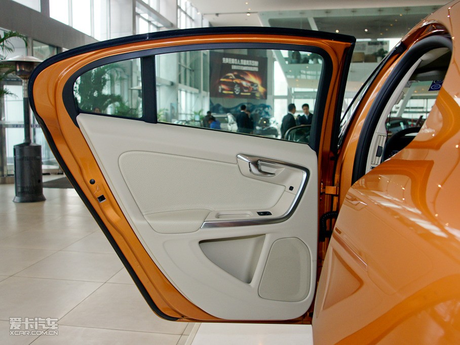 2011֠S60(M) 2.0T Ű