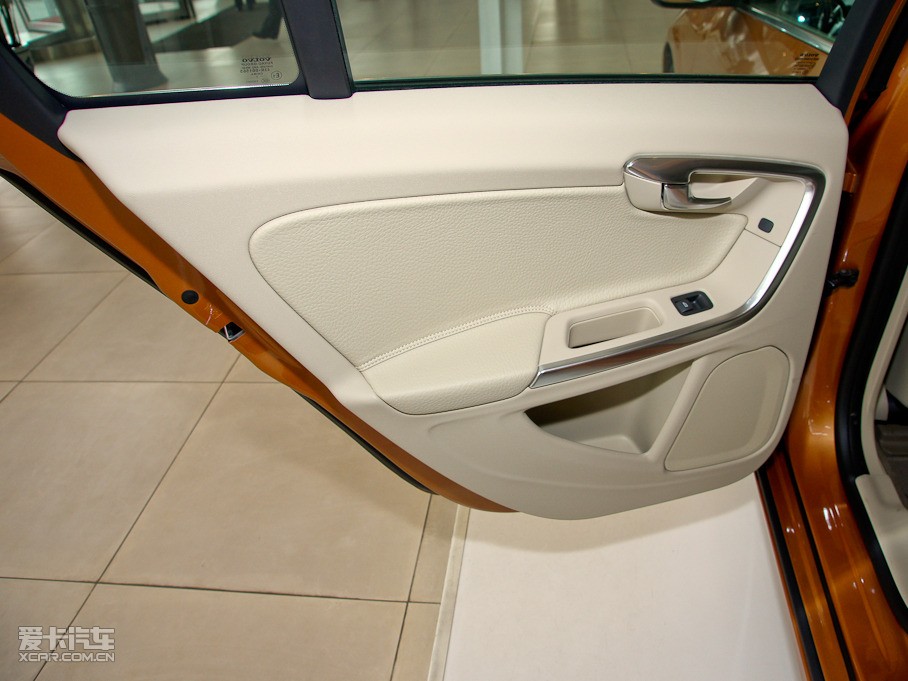 2011֠S60(M) 2.0T Ű