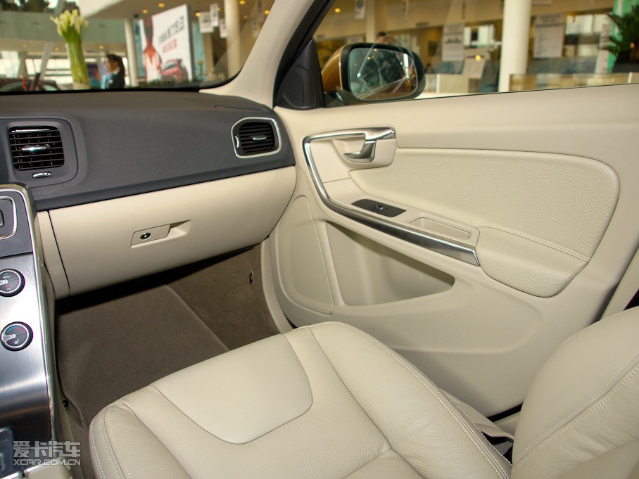 2011֠S60(M) 2.0T Ű