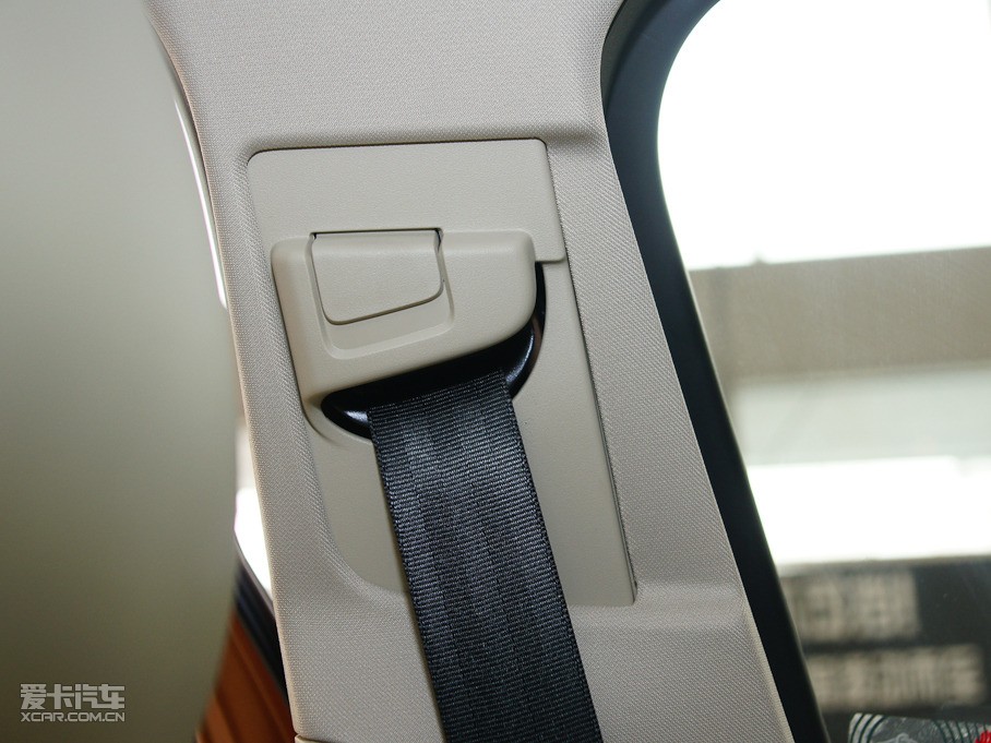 2011֠S60(M(jn)) 2.0T (q)Ű