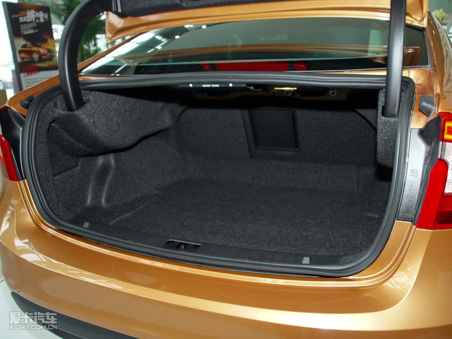 2011֠S60(M) 2.0T Ű