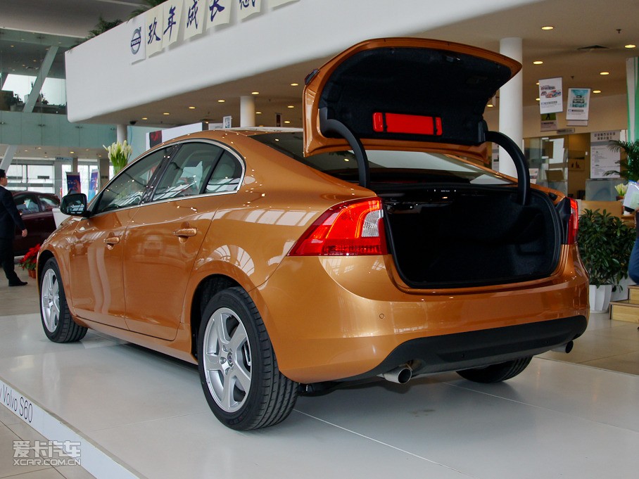 2011֠S60(M) 2.0T Ű