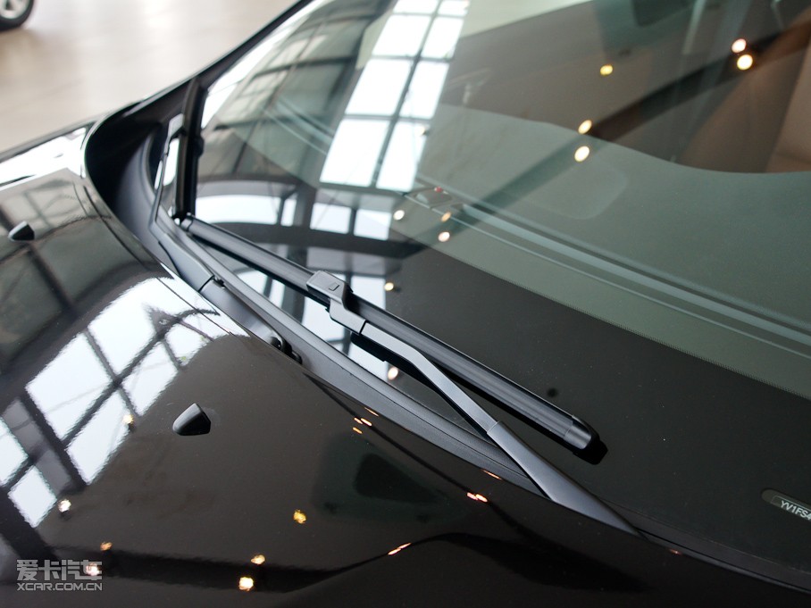 2011֠S60(M(jn)) 2.0T (q)Ű