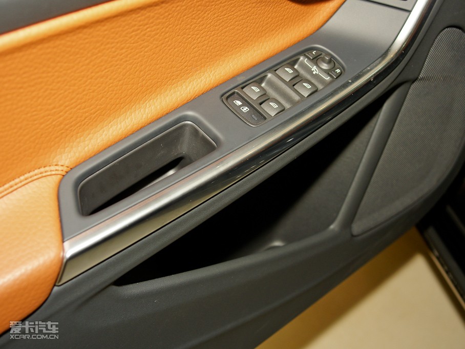 2011֠S60(M(jn)) 2.0T (q)Ű