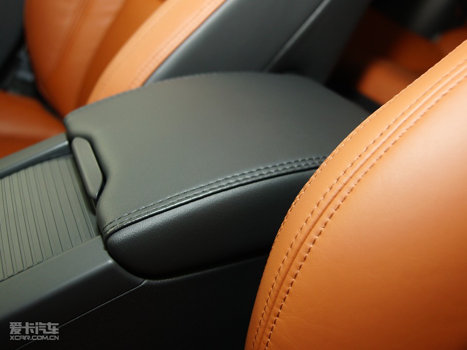 2011֠S60(M(jn)) 2.0T (q)Ű