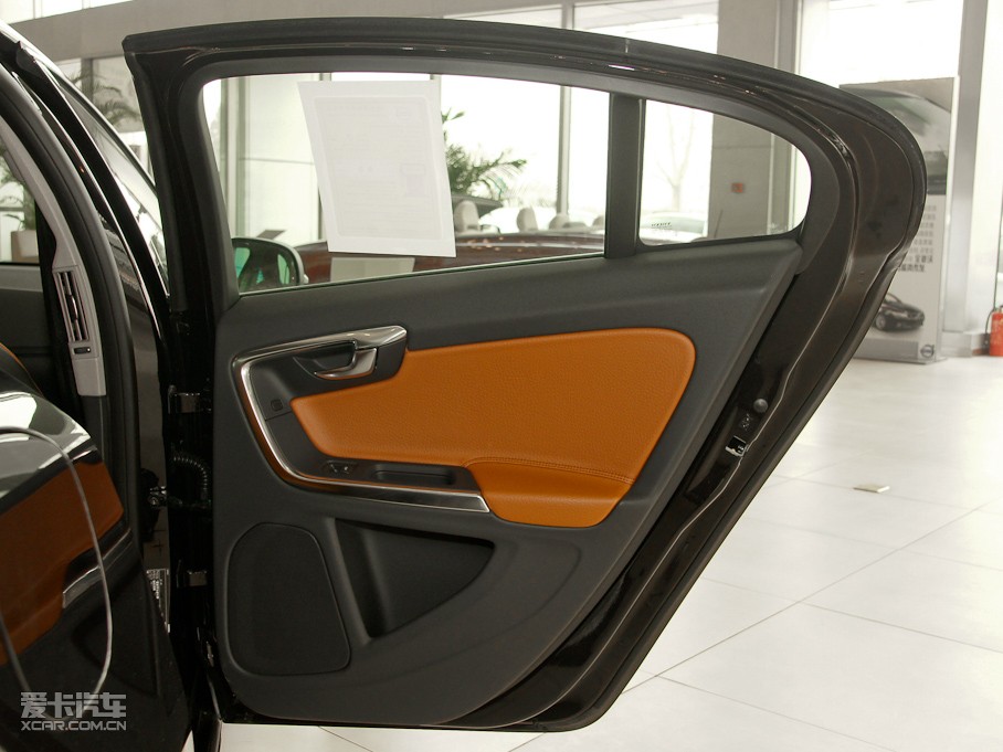 2011֠S60(M) 2.0T Ű