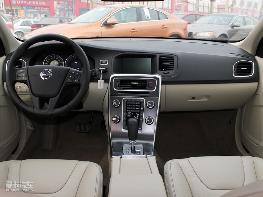 2011֠S60(M(jn)) 2.0T (q)m