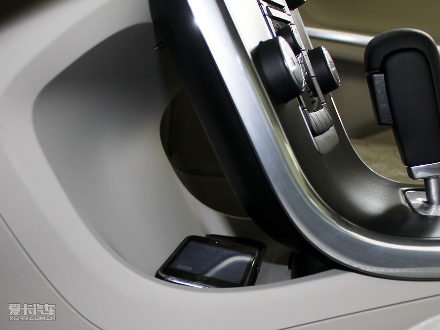 2011֠S60(M(jn)) 2.0T (q)Ű