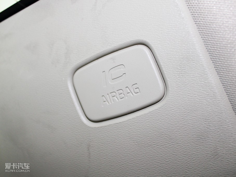 2011֠S60(M(jn)) 2.0T (q)Ű