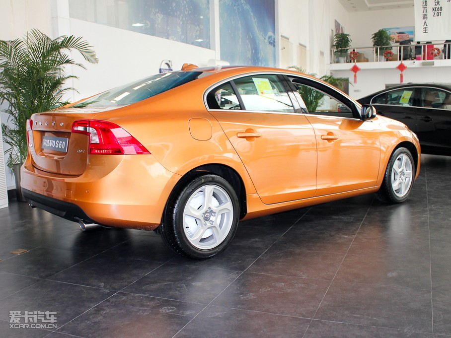 2011֠S60(M(jn)) 2.0T (q)Ű